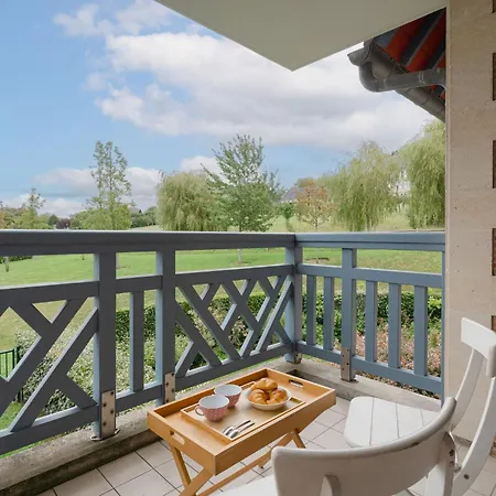 Les Coteaux By Interhome דירה *