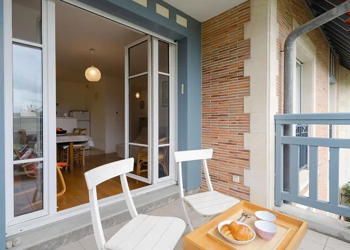 Les Coteaux By Interhome * Ντοβίλ