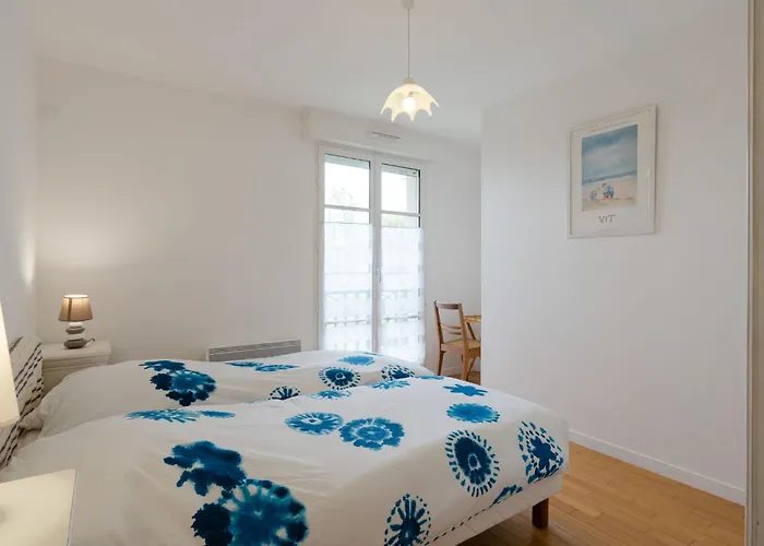 Apartment Les Coteaux By Interhome *