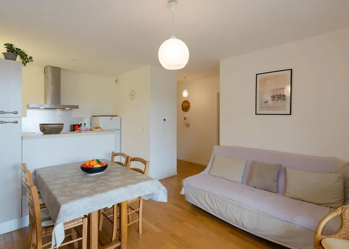 Les Coteaux By Interhome *