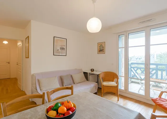 Les Coteaux By Interhome *